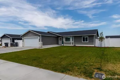 915 E Mt. Adams Street, Othello, WA 99344 - Photo 3