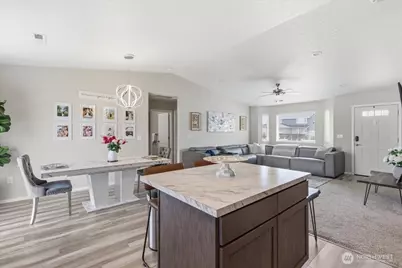 915 E Mt. Adams Street, Othello, WA 99344 - Photo 15