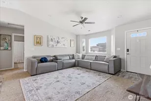 915 E Mt. Adams St, Othello, WA 99344 - Photo 7