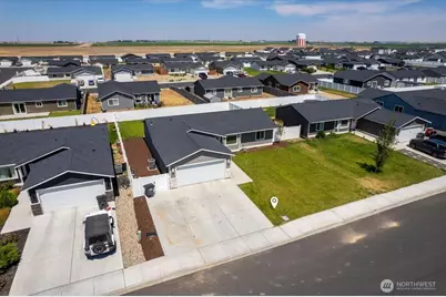 915 E Mt. Adams Street, Othello, WA 99344 - Photo 35