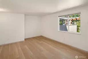 12018 Gibson Rd, Everett, WA 98204 - Photo 5