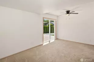 12018 Gibson Rd, Everett, WA 98204 - Photo 11