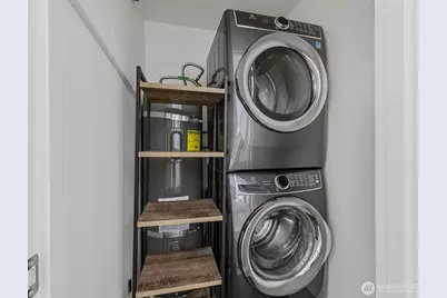8701 35th Avenue NE #Apt 4, Seattle, WA 98115 - Photo 7