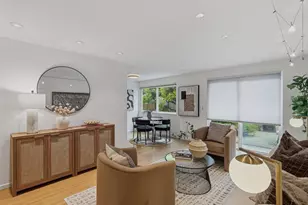 8701 35th Ave NE, Seattle, WA 98115 - Photo 9