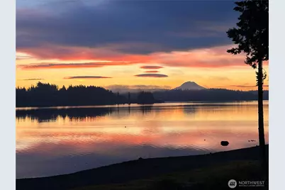 7104 E Grapeview Loop Road, Allyn, WA 98524 - Photo 31