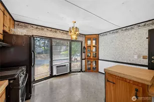 5905 257 St E, Graham, WA 98338 - Photo 11