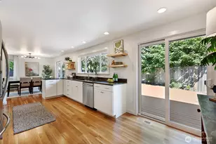 1527 NE 123rd St, Seattle, WA 98125 - Photo 17