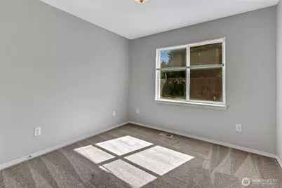 1401 Riddell Avenue NE, Orting, WA 98360 - Photo 13