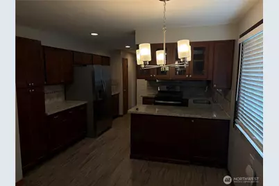 1828 Gossard Street, Enumclaw, WA 98022 - Photo 3