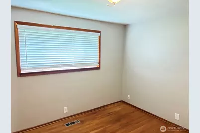 1828 Gossard Street, Enumclaw, WA 98022 - Photo 21