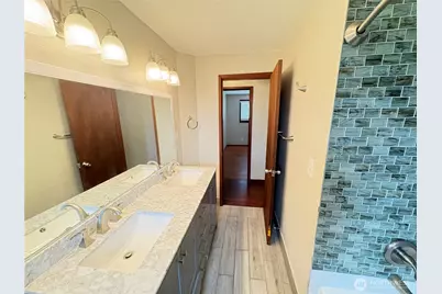 1828 Gossard Street, Enumclaw, WA 98022 - Photo 17