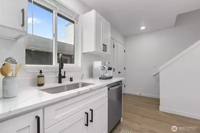 4030 A S Puget Sound Avenue #2, Tacoma, WA 98409 - Photo 9