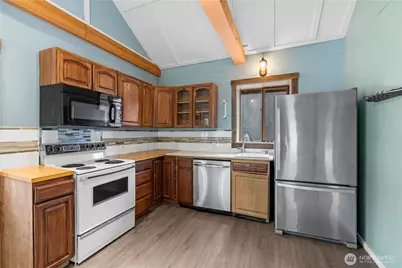 4582 Guemes Way, Ferndale, WA 98248 - Photo 29