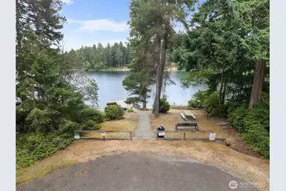 10718 Trout Place, Anderson Island, WA 98303 - Photo 15