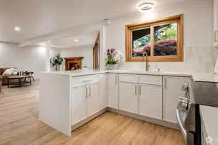 2419 Federal Ave E, Seattle, WA 98102 - Photo 19