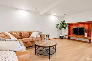 2419 Federal Ave E, Seattle, WA 98102 - Photo 21