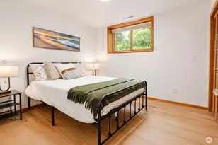 2419 Federal Ave E, Seattle, WA 98102 - Photo 15