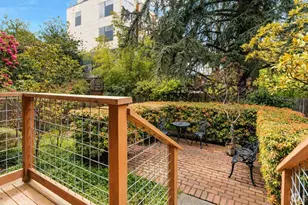 2419 Federal Ave E, Seattle, WA 98102 - Photo 29