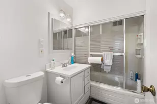 11833 SE 272nd Pl, Kent, WA 98030 - Photo 13
