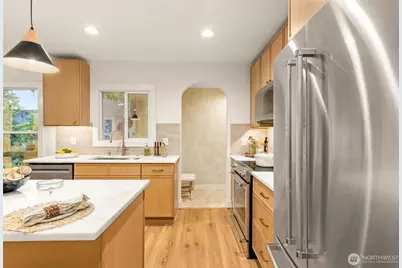 1128 N 77th Street, Seattle, WA 98103 - Photo 11
