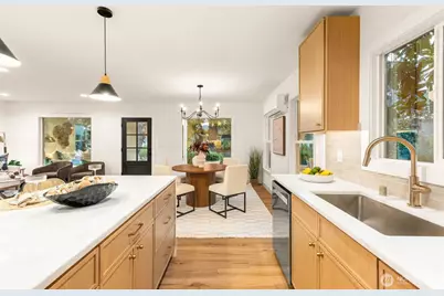 1128 N 77th Street, Seattle, WA 98103 - Photo 9