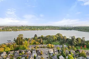1128 N 77th St, Seattle, WA 98103 - Photo 37