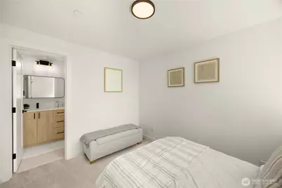3852 Carr Place N, Seattle, WA 98103 - Photo 13