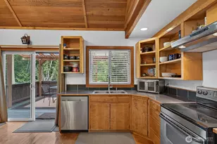 1649 Hemlock Dr, Camano Island, WA 98282 - Photo 11