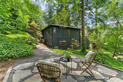 14317 SE 49th Street, Bellevue, WA 98006 - Photo 15