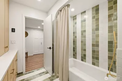 14317 SE 49th Street, Bellevue, WA 98006 - Photo 31