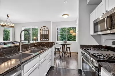 503 225th Lane NE #F101, Sammamish, WA 98074 - Photo 15