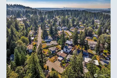 15438 SE 42nd Street, Bellevue, WA 98006 - Photo 35