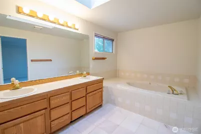 4113 238th Court SE, Sammamish, WA 98029 - Photo 25