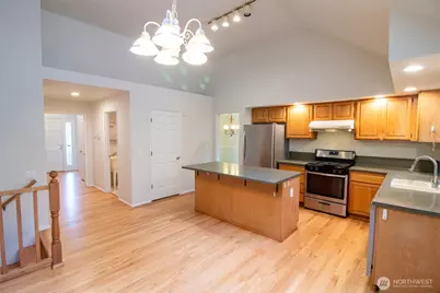 4113 238th Court SE, Sammamish, WA 98029 - Photo 5
