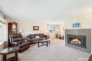 555 4th Ave S, Edmonds, WA 98020 - Photo 3