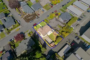 555 4th Ave S, Edmonds, WA 98020 - Photo 33