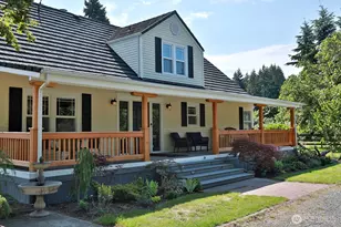 7156 Heggenes Rd, Clinton, WA 98236 - Photo 3