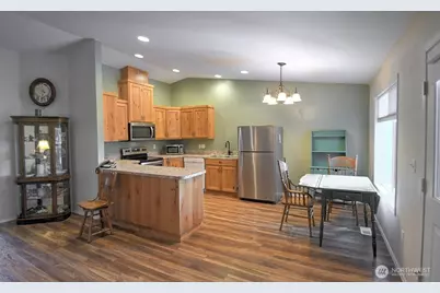 2619 159th Street Ct E, Tacoma, WA 98445 - Photo 5