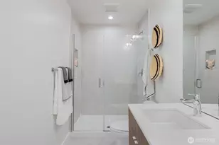2251 14th Ave W, Seattle, WA 98119 - Photo 15
