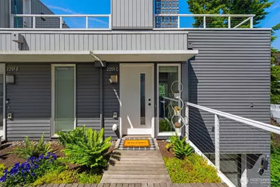 2251 14th Avenue W #C, Seattle, WA 98119 - Photo 31