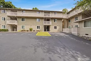 18200 NE 73rd Ave, Kenmore, WA 98028 - Photo 1