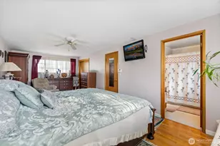 16745 Meridian Ave N, Seattle, WA 98133 - Photo 21