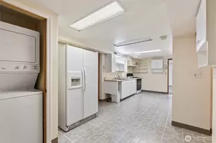 16745 Meridian Ave N, Seattle, WA 98133 - Photo 35