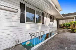 16745 Meridian Ave N, Seattle, WA 98133 - Photo 33