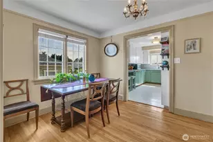 324 Stevens Ave SW, Renton, WA 98057 - Photo 9