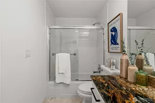 2501 Canterbury Ln E, Seattle, WA 98112 - Photo 19