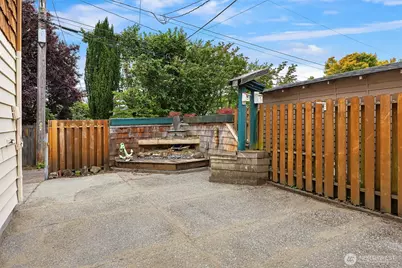 7712 23rd Avenue NW, Seattle, WA 98117 - Photo 33