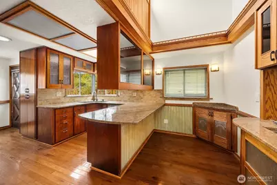 7712 23rd Avenue NW, Seattle, WA 98117 - Photo 5