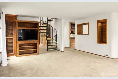 7712 23rd Avenue NW, Seattle, WA 98117 - Photo 9
