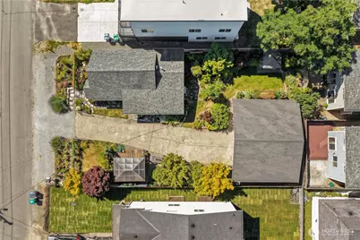 10611 2nd Place SW, Seattle, WA 98146 - Photo 29